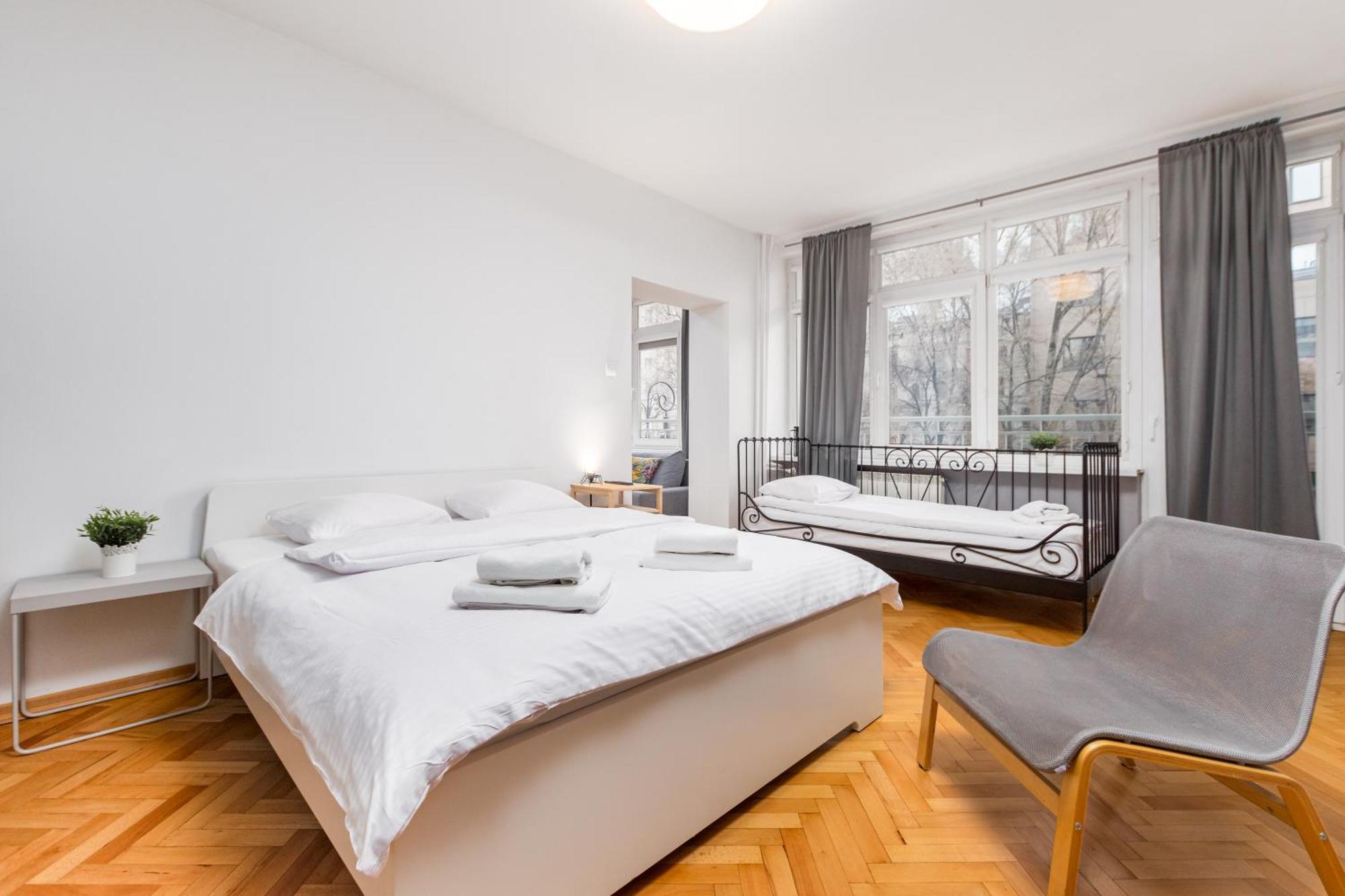 Apartament Wspolna By Your Freedom Warschau Exterior foto
